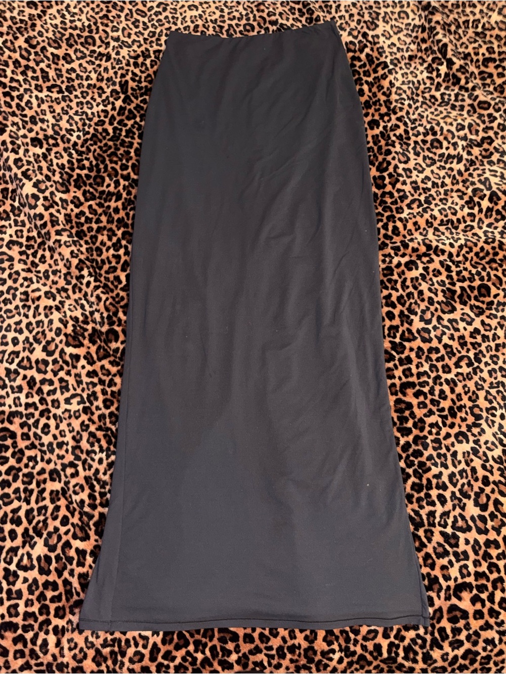 Skims Black Maxi Skirt - Zipper feature in the back
